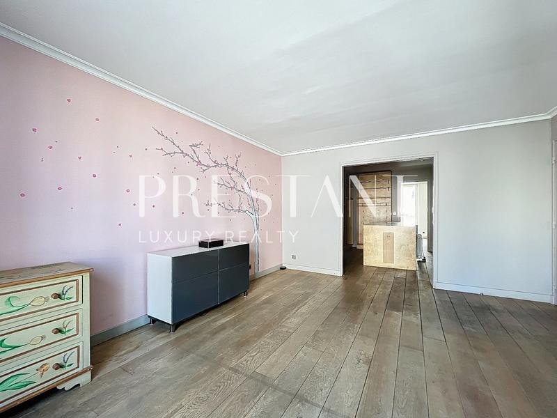 Appartement - 190 m² - 6 pièces
