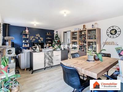 Maison - 63 m² - 3 pièces