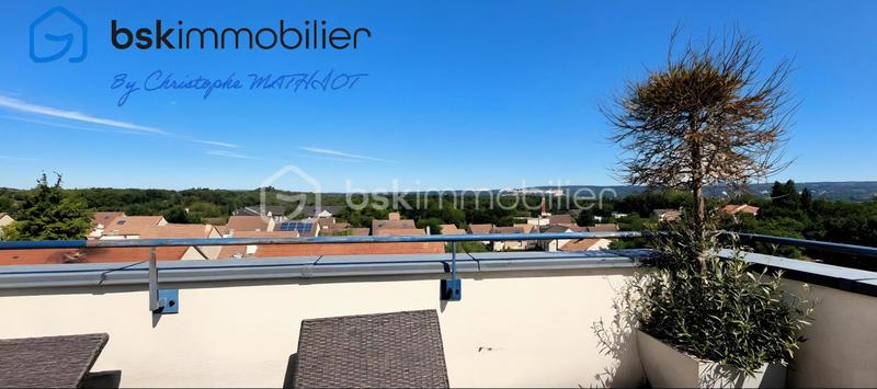 Appartement - 77 m² - 3 pièces