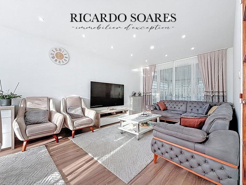 Maison - 204 m² - 8 pièces