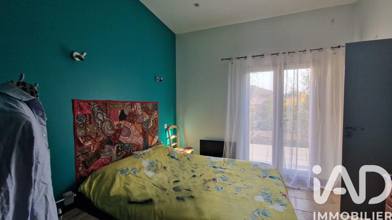 Maison - 246 m² - 9 pièces