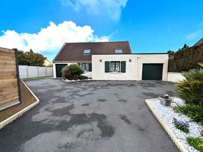 Maison - 151 m² - 7 pièces