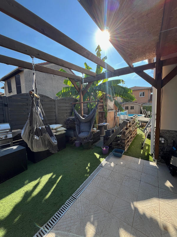 Appartement - 98 m² - 4 pièces