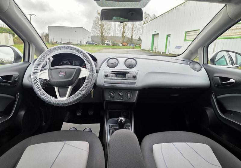 Seat Ibiza St 2° Main 1.6 Tdi 90cv 4Kids Faible kilométrage / Kit distribution + pompe à eau faite