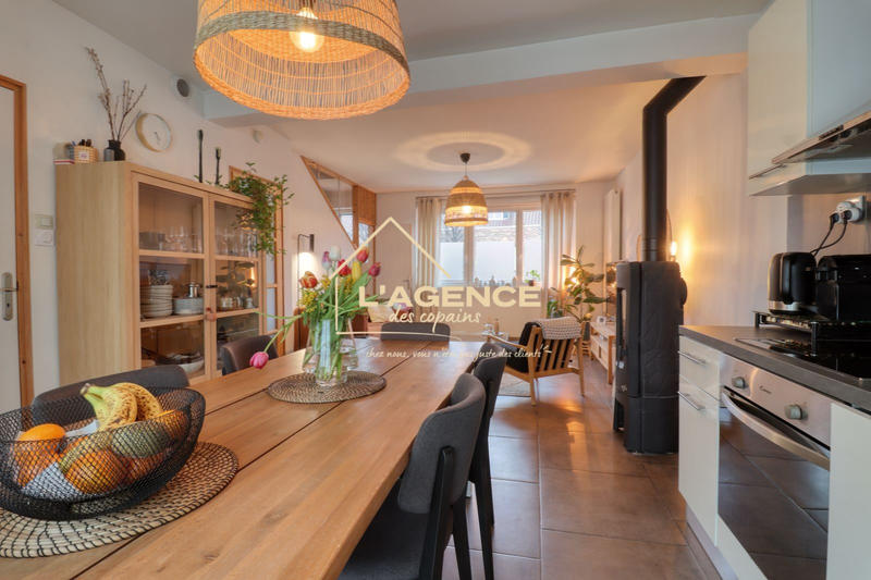 Maison - 85 m² - 5 pièces