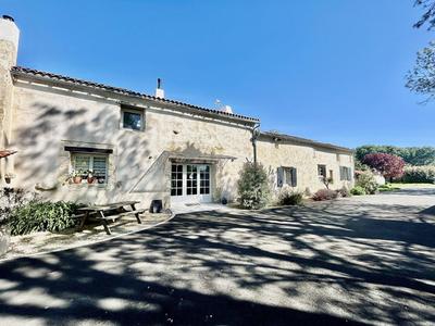 Maison - 520 m² - 14 pièces