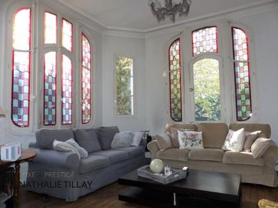 Maison - 290 m² - 10 pièces