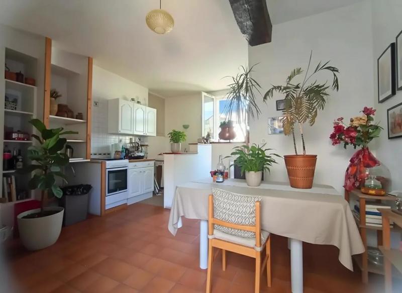 Maison - 184 m² - 9 pièces