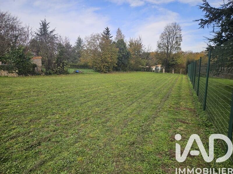 Terrain - 702 m²