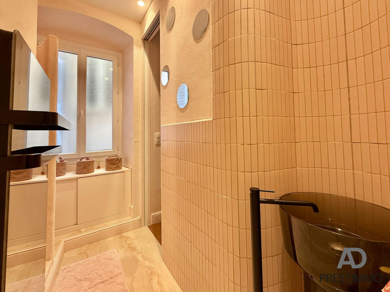 Appartement - 128 m² - 5 pièces