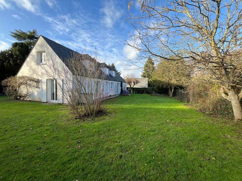 Maison - 182 m² - 6 pièces