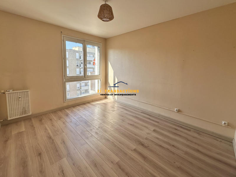 Appartement - 77 m² - 4 pièces