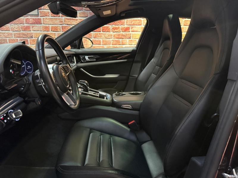 Porsche Panamera 462 cv