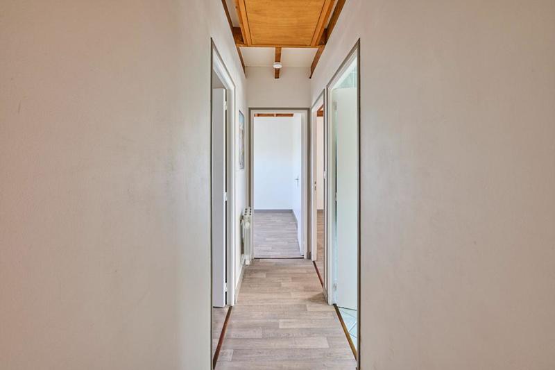 Longère - 2 318 m² - 20 pièces