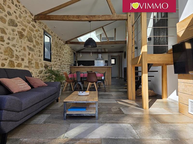 Maison - 310 m² - 10 pièces