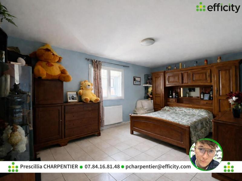 Pavillon - 180 m² - 6 pièces