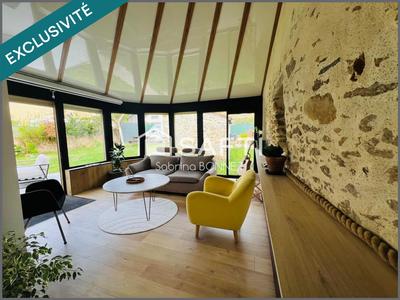 Maison - 180 m² - 8 pièces