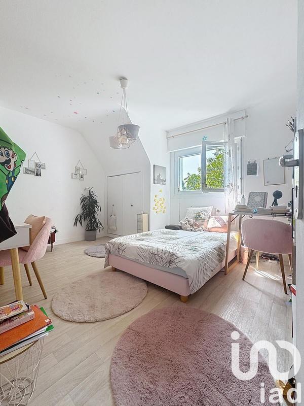 Maison - 200 m² - 7 pièces