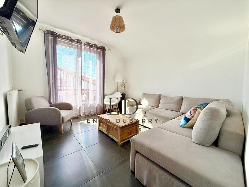 Appartement - 80 m² - 3 pièces