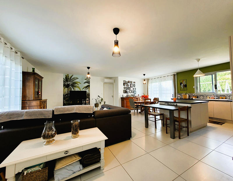 Maison - 120 m² - 6 pièces