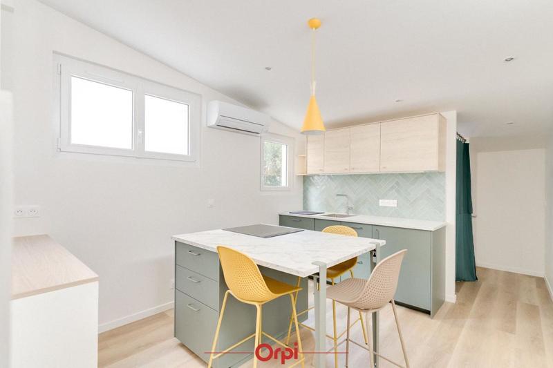 Loft - 38 m² - 2 pièces