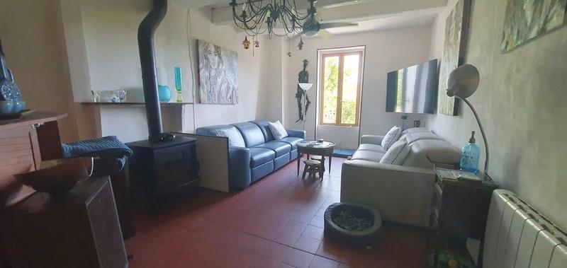 Maison traditionnelle - 290 m² - 6 pièces