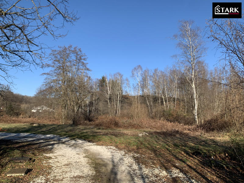 Terrain - 1 500 m²
