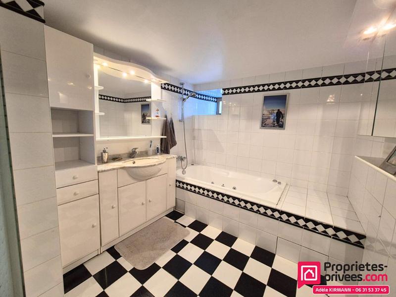 Maison - 193 m² - 6 pièces