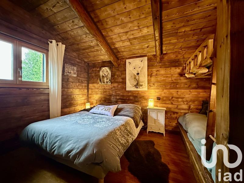 Châlet - 218 m² - 7 pièces