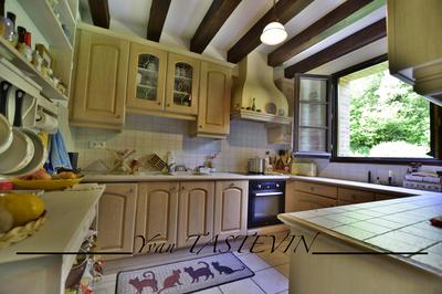 Villa - 351 m² - 10 pièces