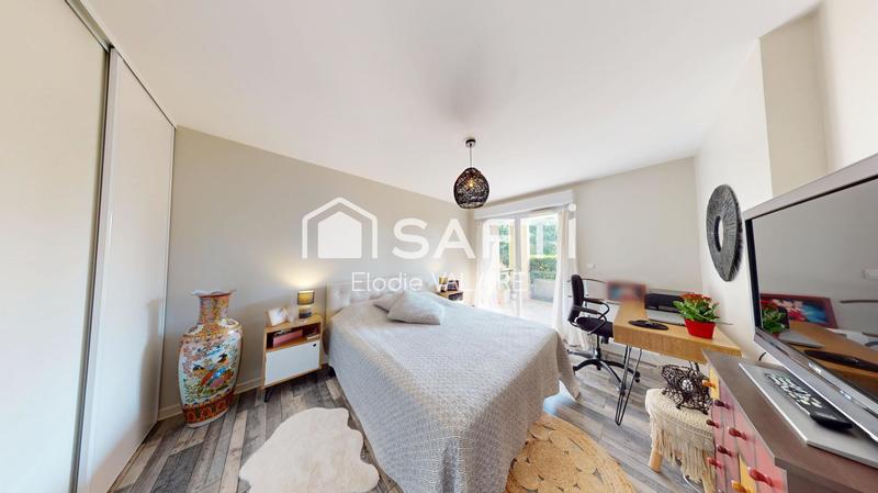 Appartement - 81 m² - 4 pièces