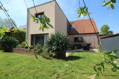 Maison - 163 m² - 6 pièces