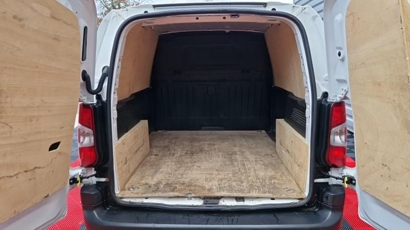 Peugeot Partner Fourgon Standard 1000 Kg Bluehdi 100 Ss Bvm5 Pro