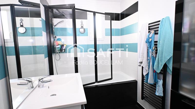 Maison - 94 m² - 5 pièces