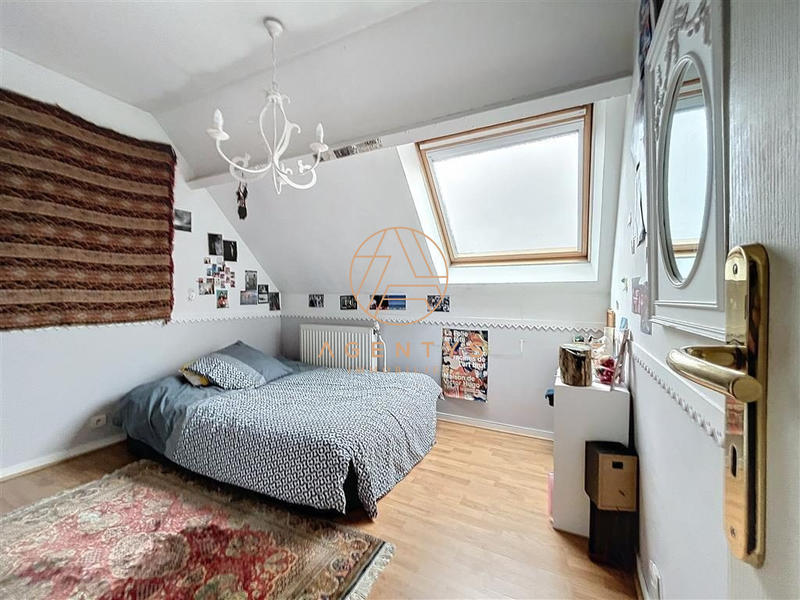 Maison - 148 m² - 6 pièces