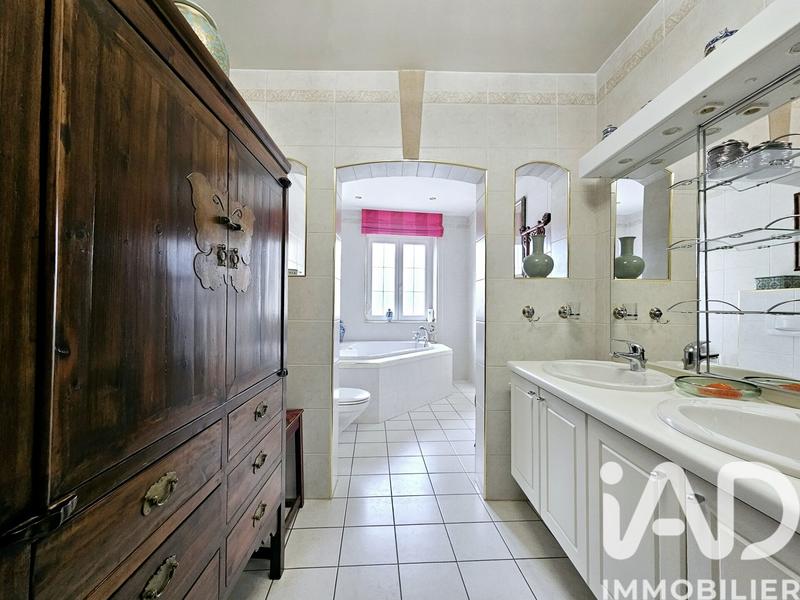 Maison de village - 240 m² - 7 pièces