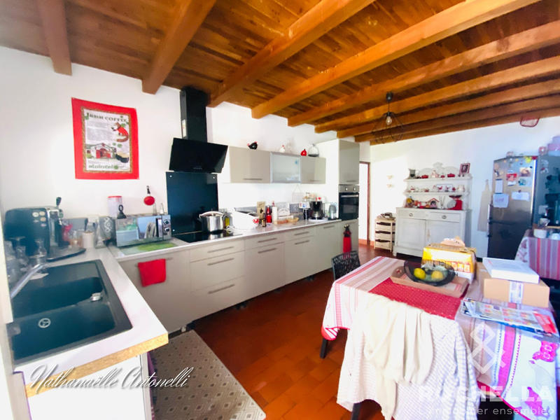 Maison ancienne - 110 m² - 3 pièces