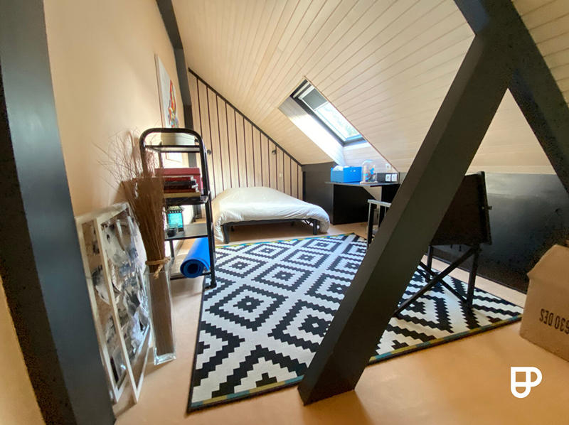 Maison - 172 m² - 7 pièces