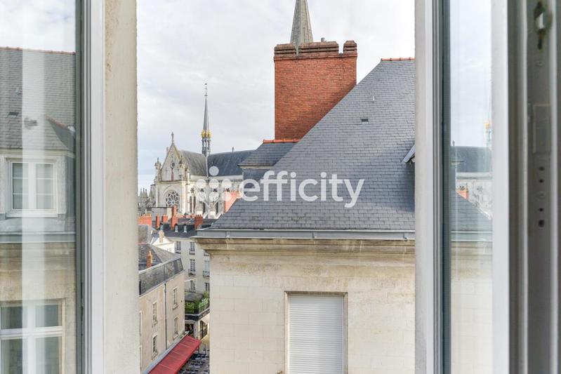 Appartement - 134 m² - 6 pièces