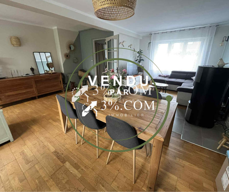 Maison - 105 m² - 4 pièces