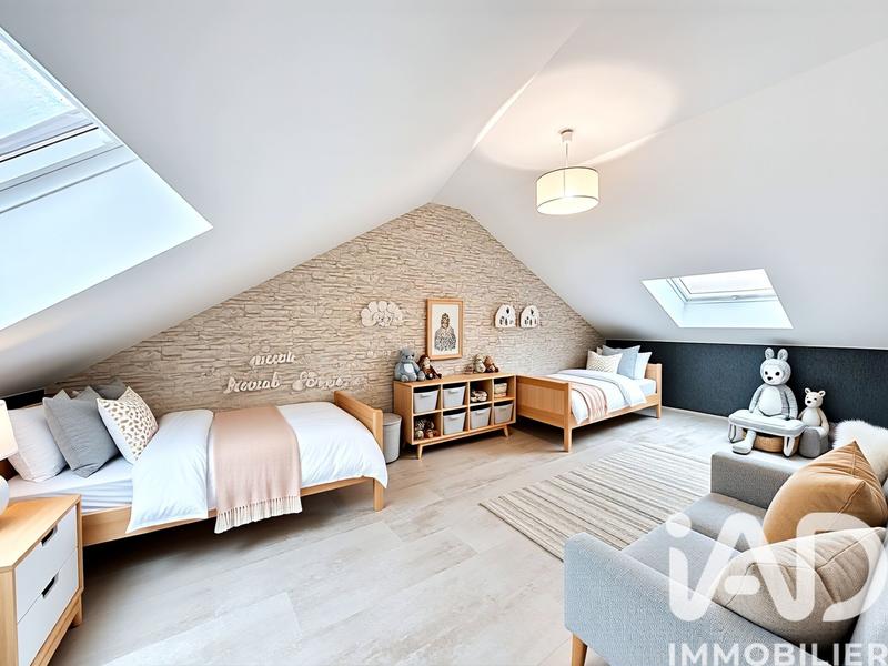 Maison - 143 m² - 6 pièces