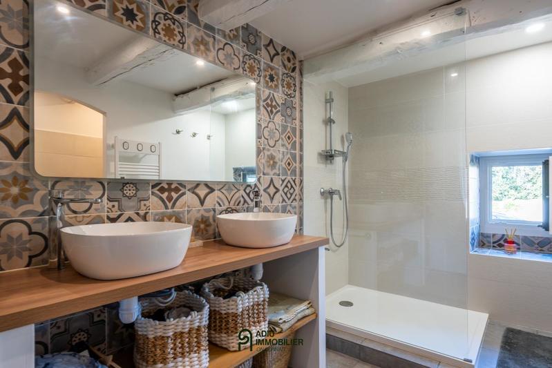 Mas - 350 m² - 9 pièces