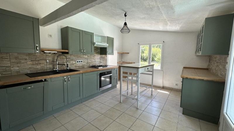 Maison - 75 m² - 5 pièces