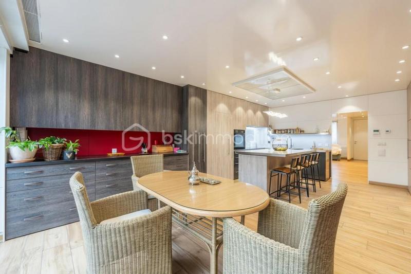 Maison de ville - 144 m² - 6 pièces