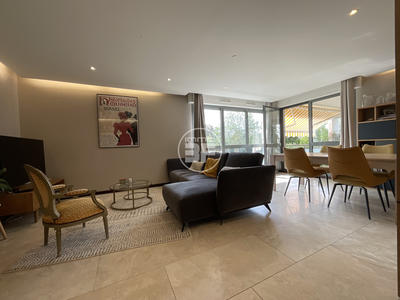 Appartement - 105 m² - 4 pièces