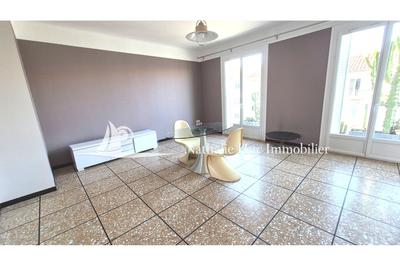 Appartement - 93 m²