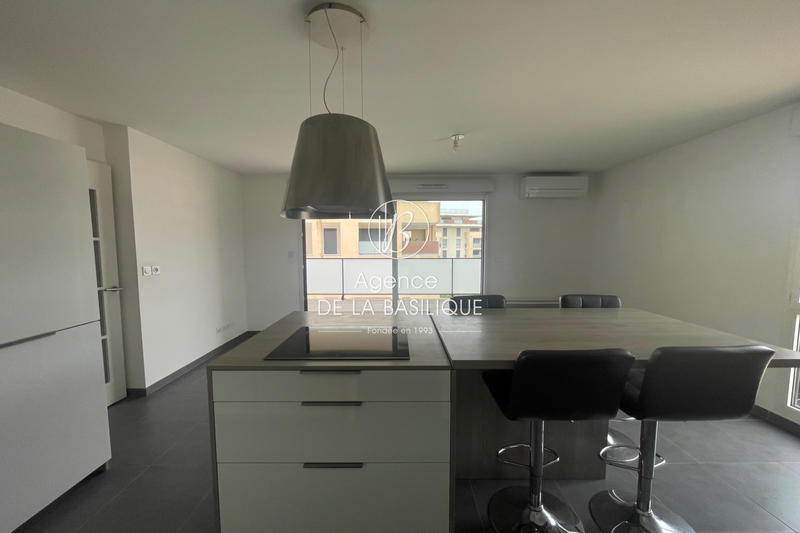 Appartement - 58 m² - 3 pièces