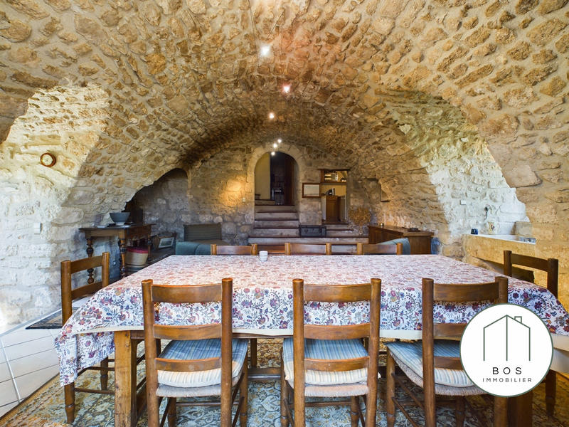 Bastide - 361 m² - 11 pièces