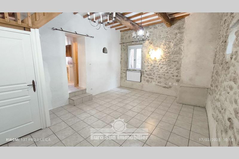 Maison de village - 80 m² - 3 pièces