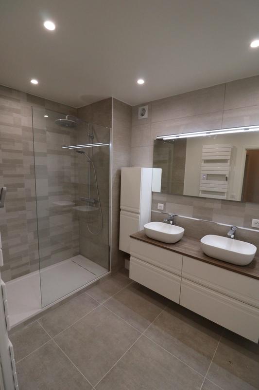 Appartement - 143 m² - 5 pièces